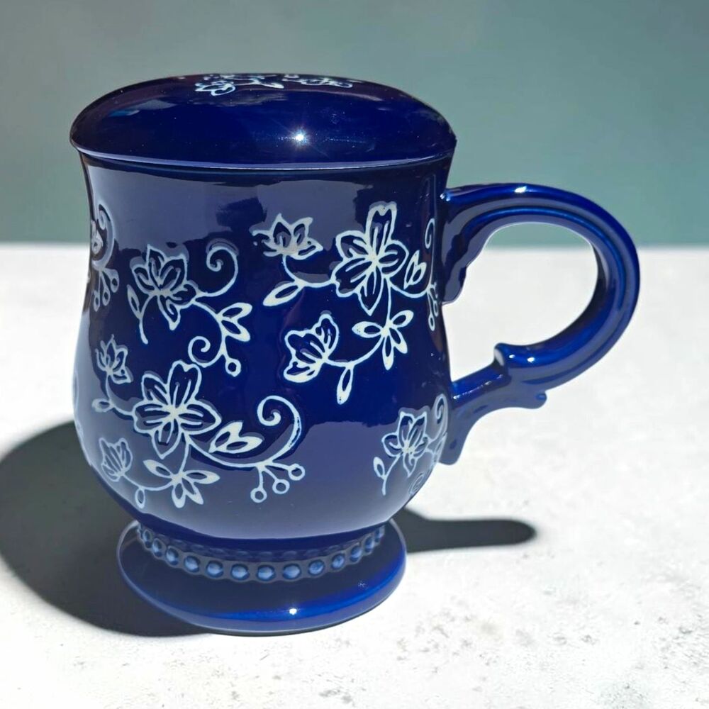 Temp-tations Floral Lace Blue/White Ceramic Tea Infuser Mug w/ Lid Insert